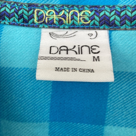 Dakine Pearl Snap Plaid Button Down Shirt - Picture 2 of 11